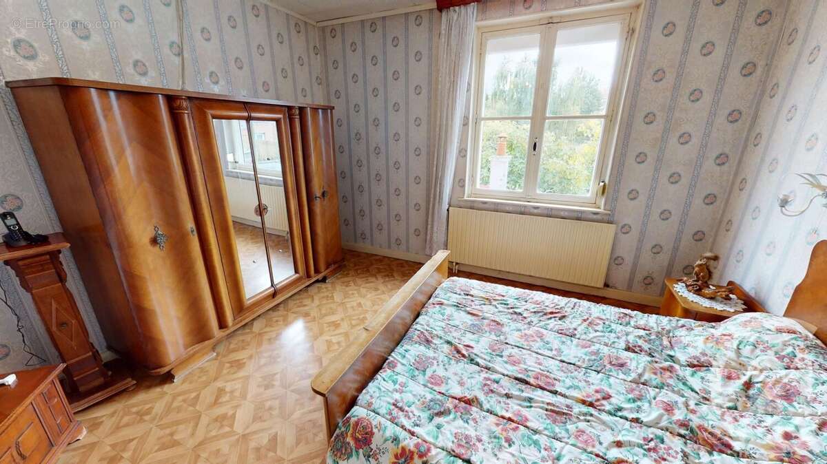 Maison à SAINT-QUENTIN