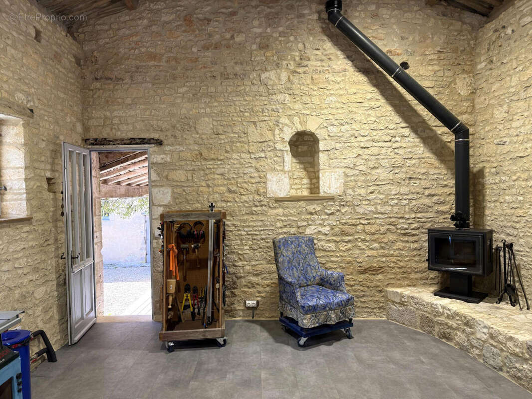 ARTIST STUDIO - Maison à MOUTON