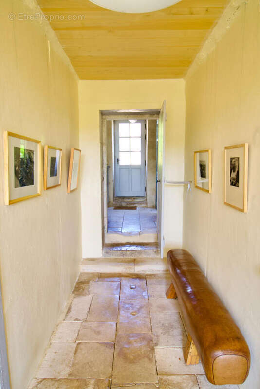 ENTRANCE HALL - Maison à MOUTON