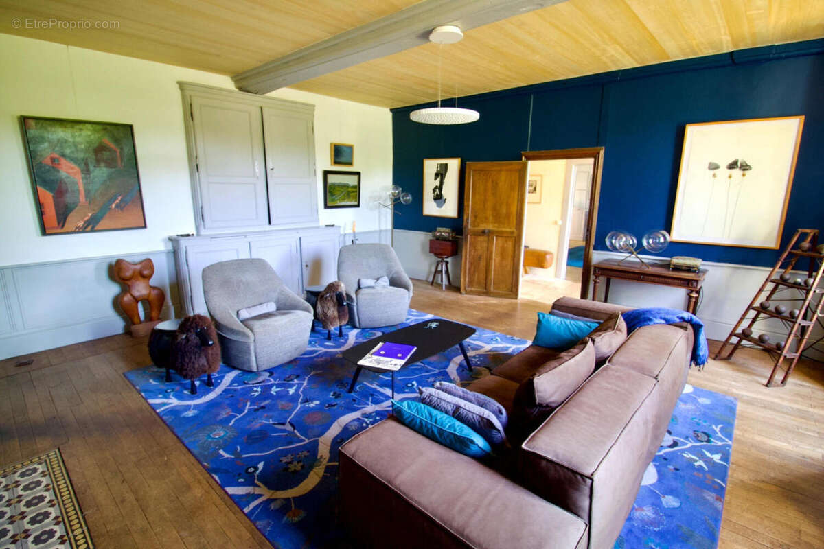 SALON - Maison à MOUTON