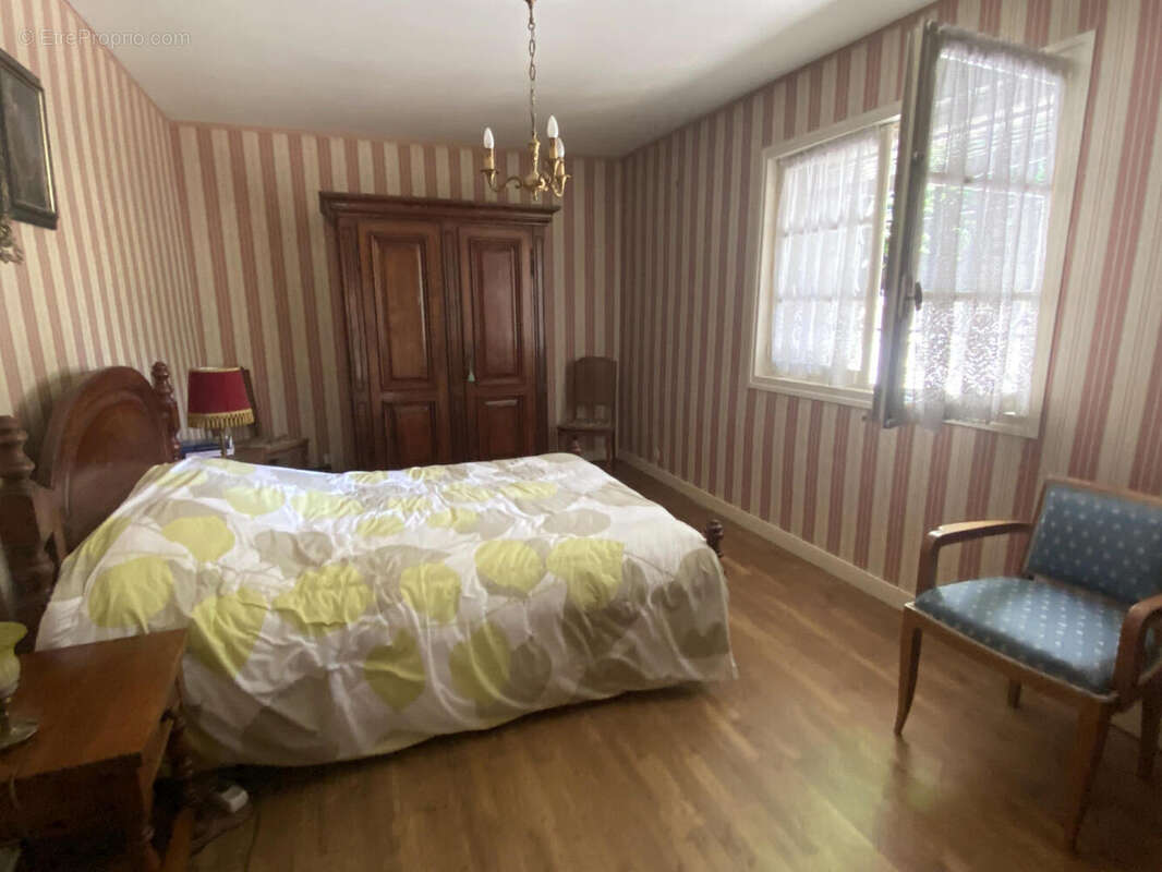 ch rdc - Maison à CHALAIS