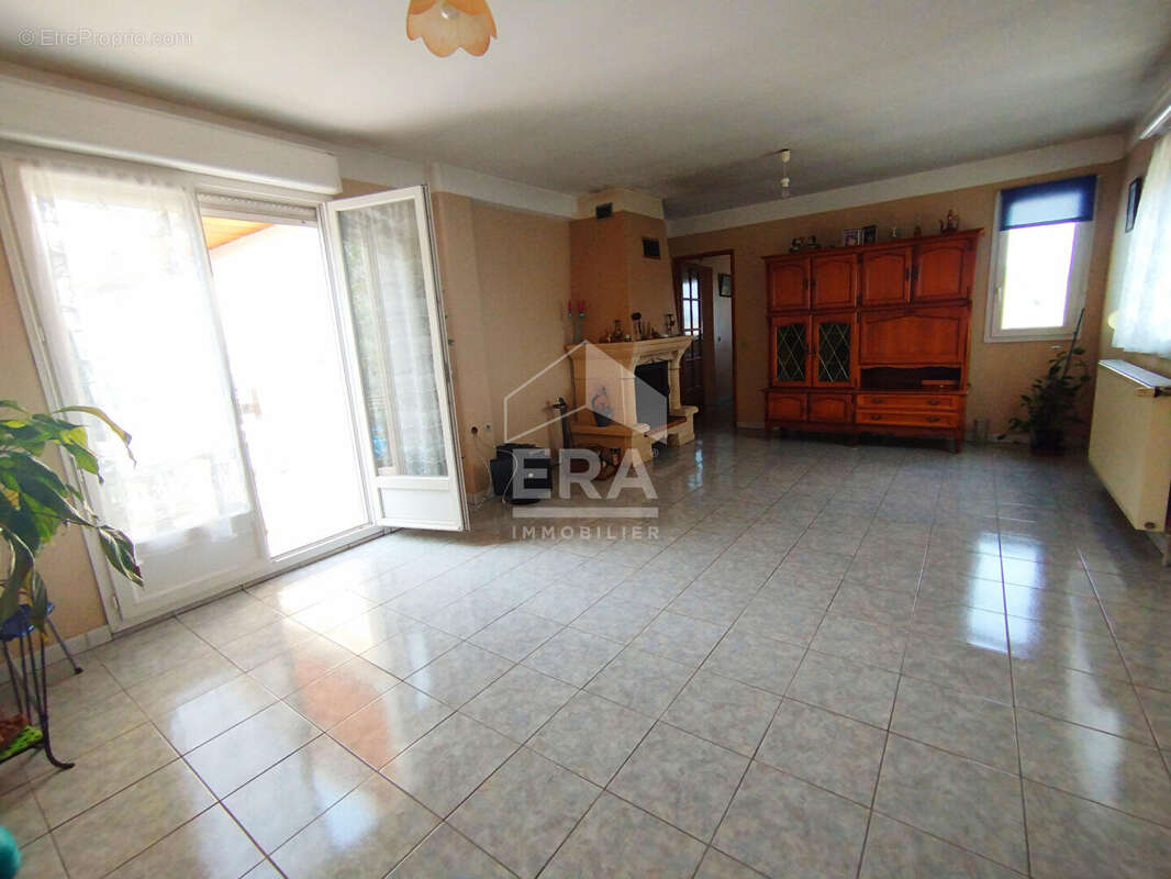 Maison à ECHENOZ-LA-MELINE