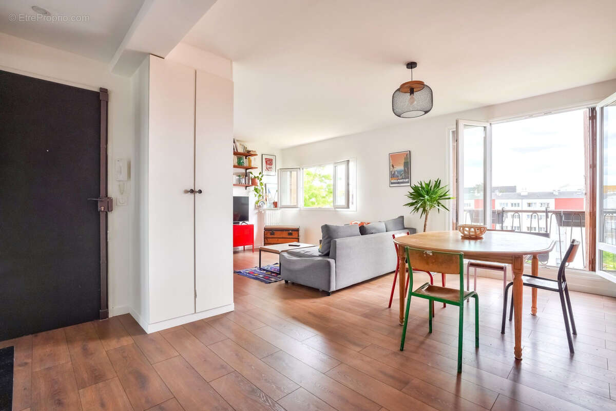 Appartement à ROMAINVILLE