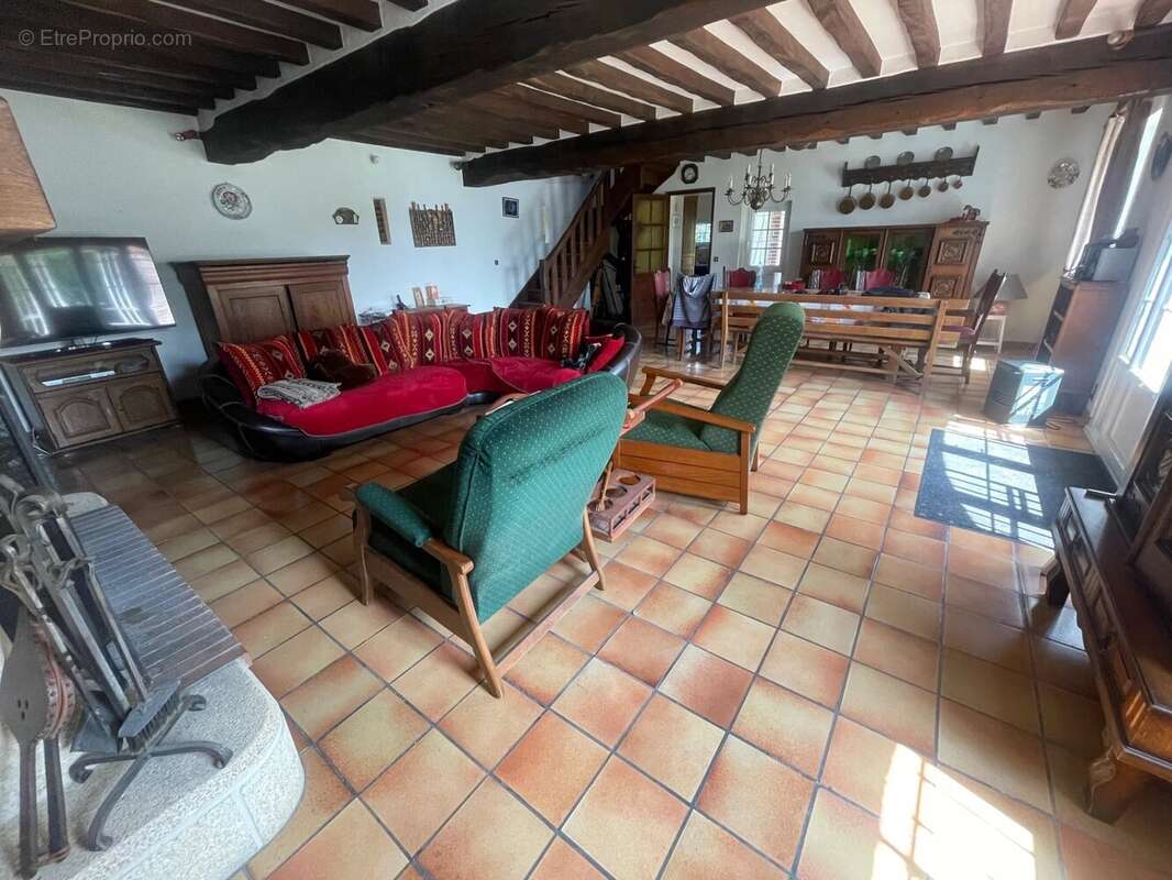 Maison à SAINT-MARDS-DE-FRESNE