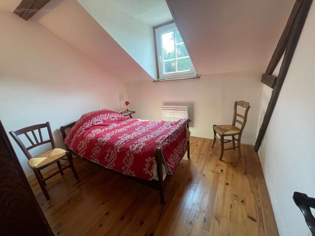 Maison à SAINT-MARDS-DE-FRESNE