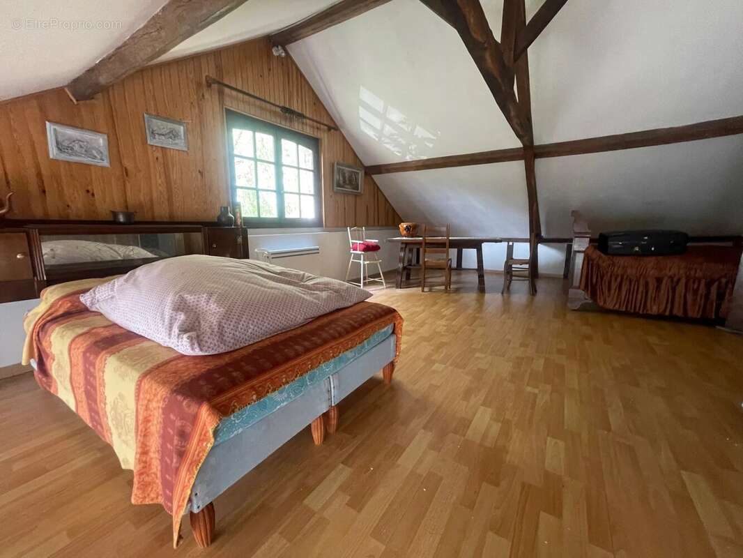 Maison à SAINT-MARDS-DE-FRESNE