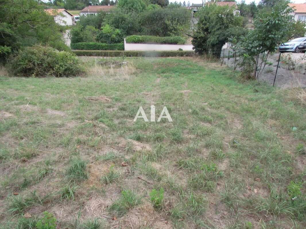 Terrain à BERNAC