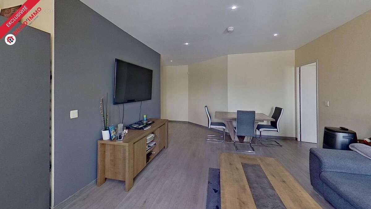 Appartement ETAMPES Hypercentre 2p 52m² - Appartement à ETAMPES