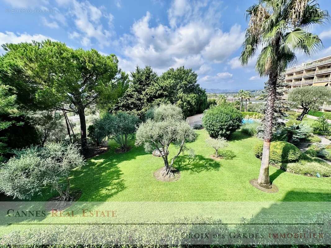 Appartement à LE CANNET