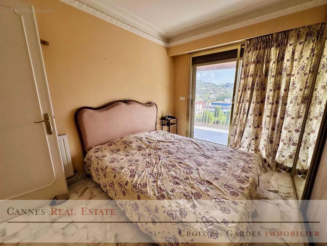 Appartement à LE CANNET