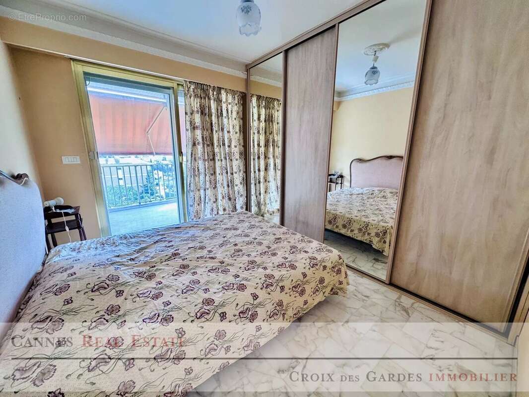 Appartement à LE CANNET