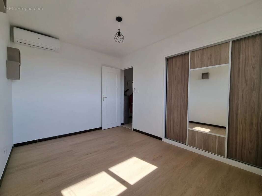 Appartement à LE CANNET