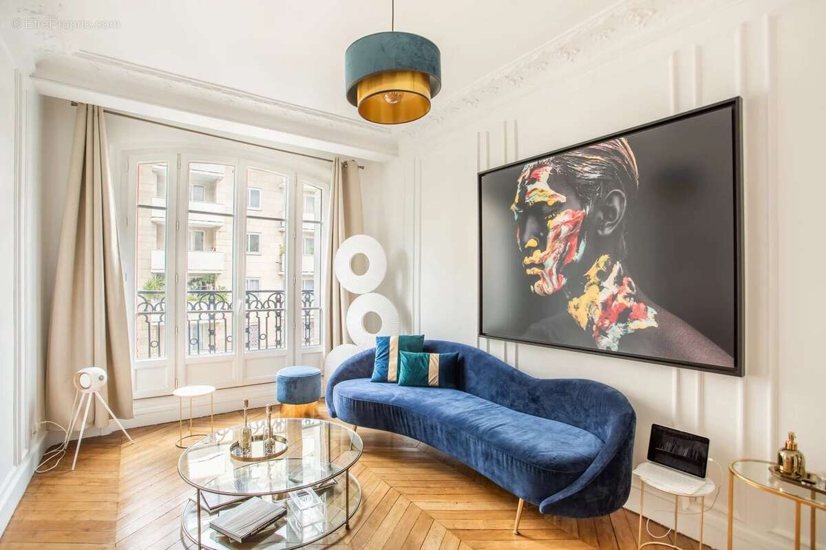 Appartement à PARIS-15E