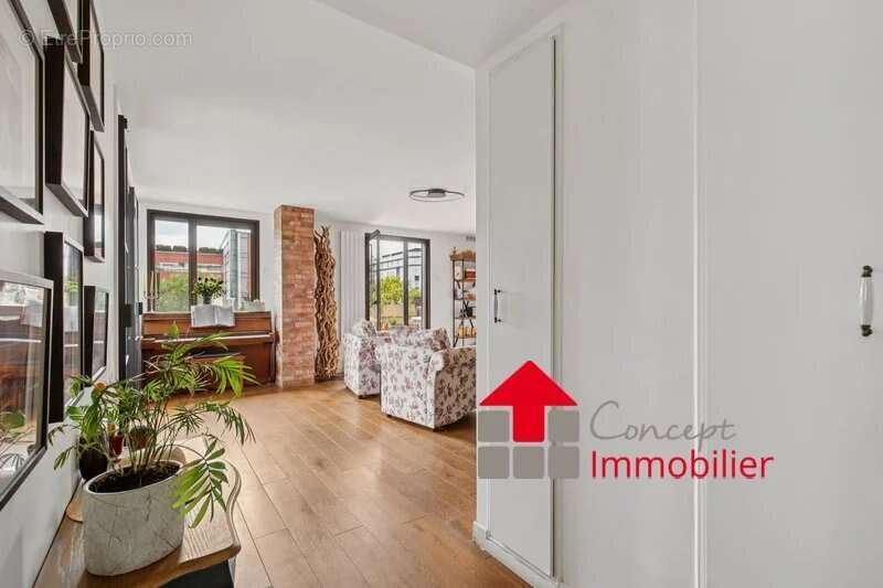 Appartement à SURESNES