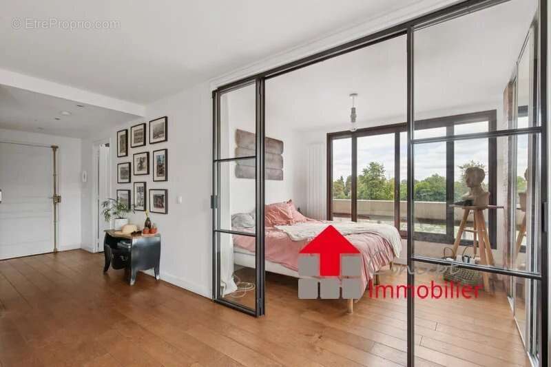 Appartement à SURESNES