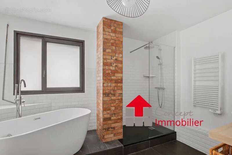 Appartement à SURESNES