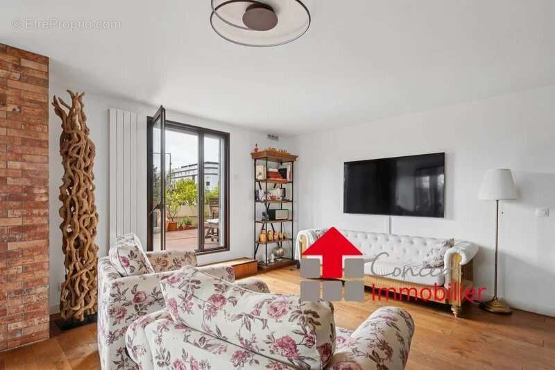 Appartement à SURESNES