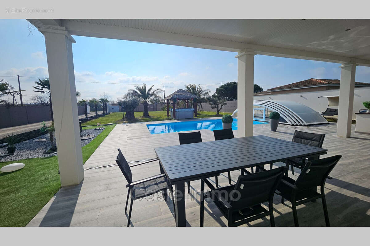 Maison à CASTELSARRASIN