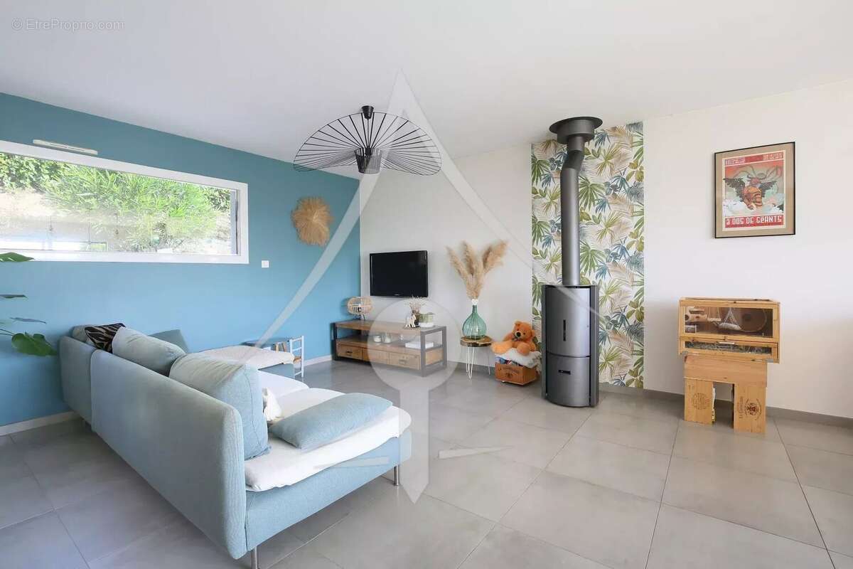 Maison à LAVERNOSE-LACASSE