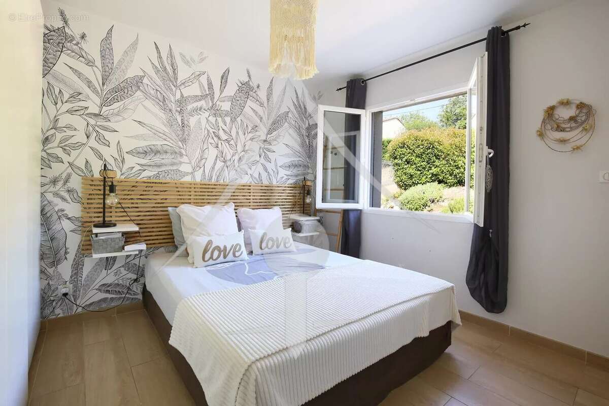 Maison à LAVERNOSE-LACASSE