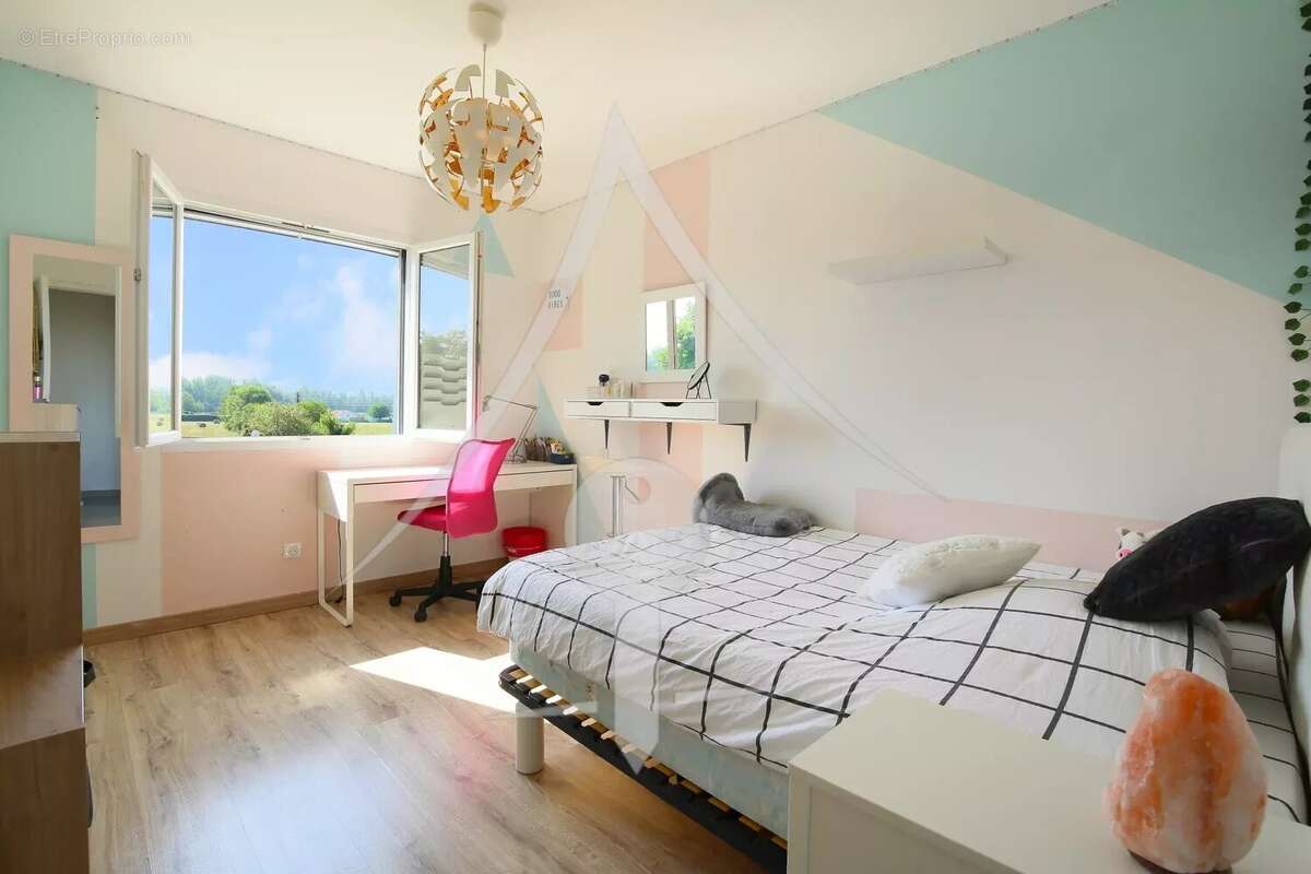 Maison à LAVERNOSE-LACASSE