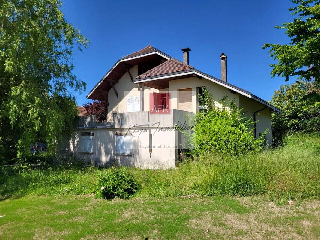 Appartement à CONTAMINE-SUR-ARVE