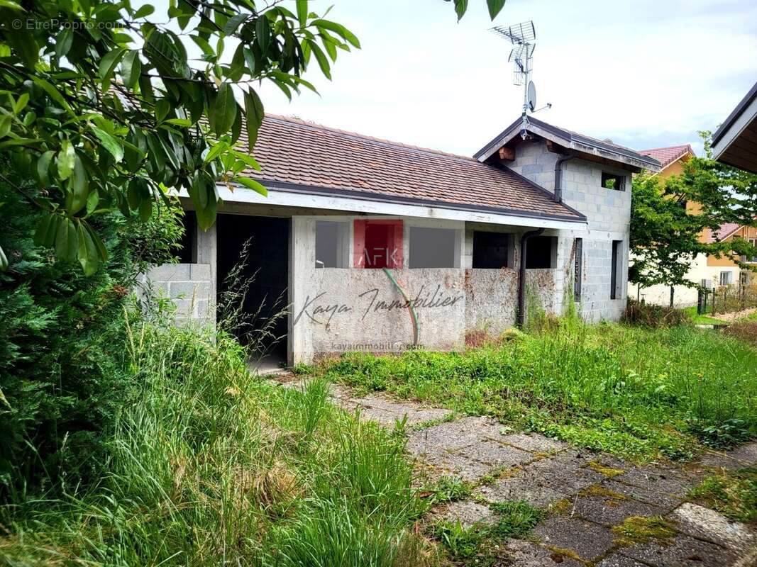 Appartement à CONTAMINE-SUR-ARVE