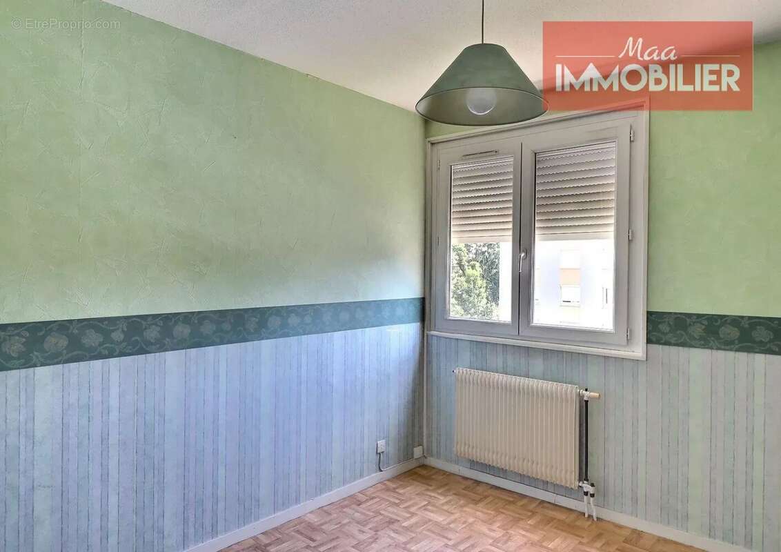 Appartement à UNIEUX