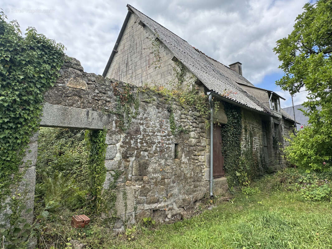 Maison à SAINT-MAUR-DES-BOIS