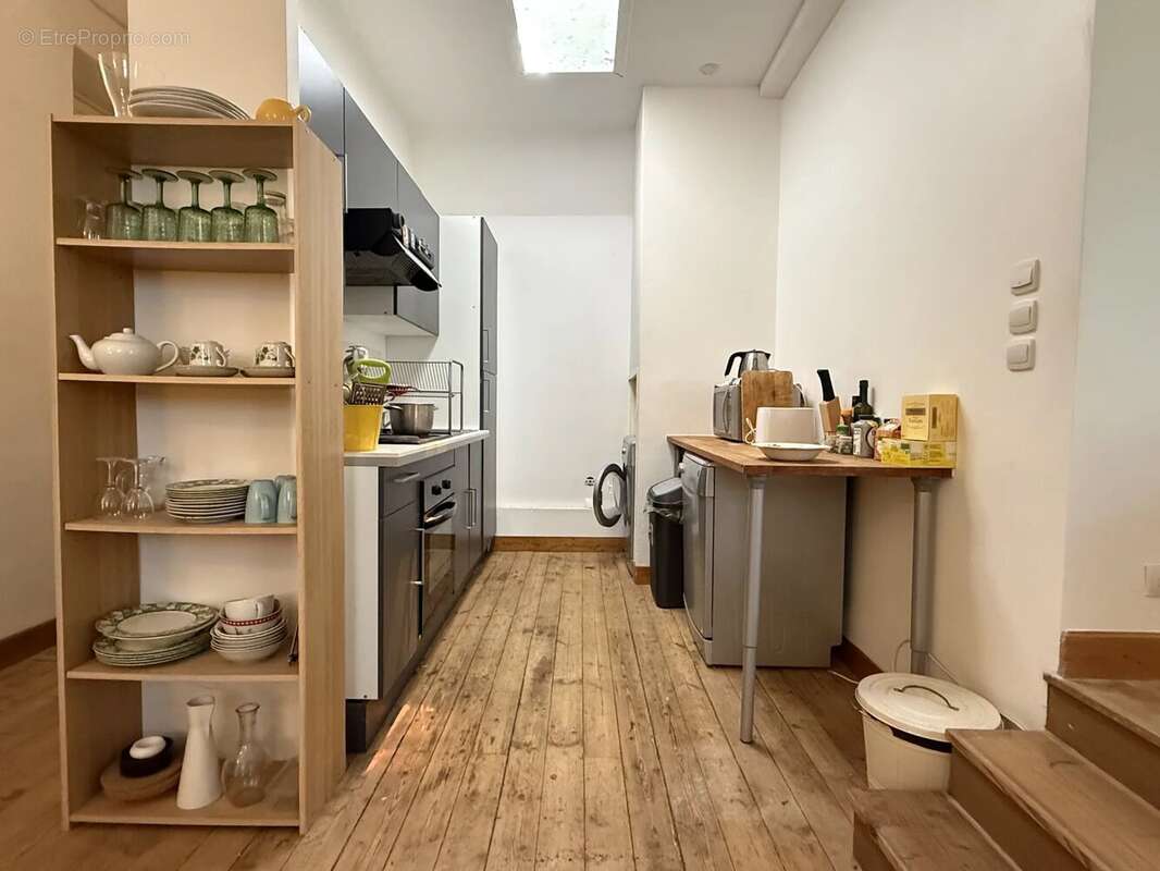 Appartement à CHARRAS