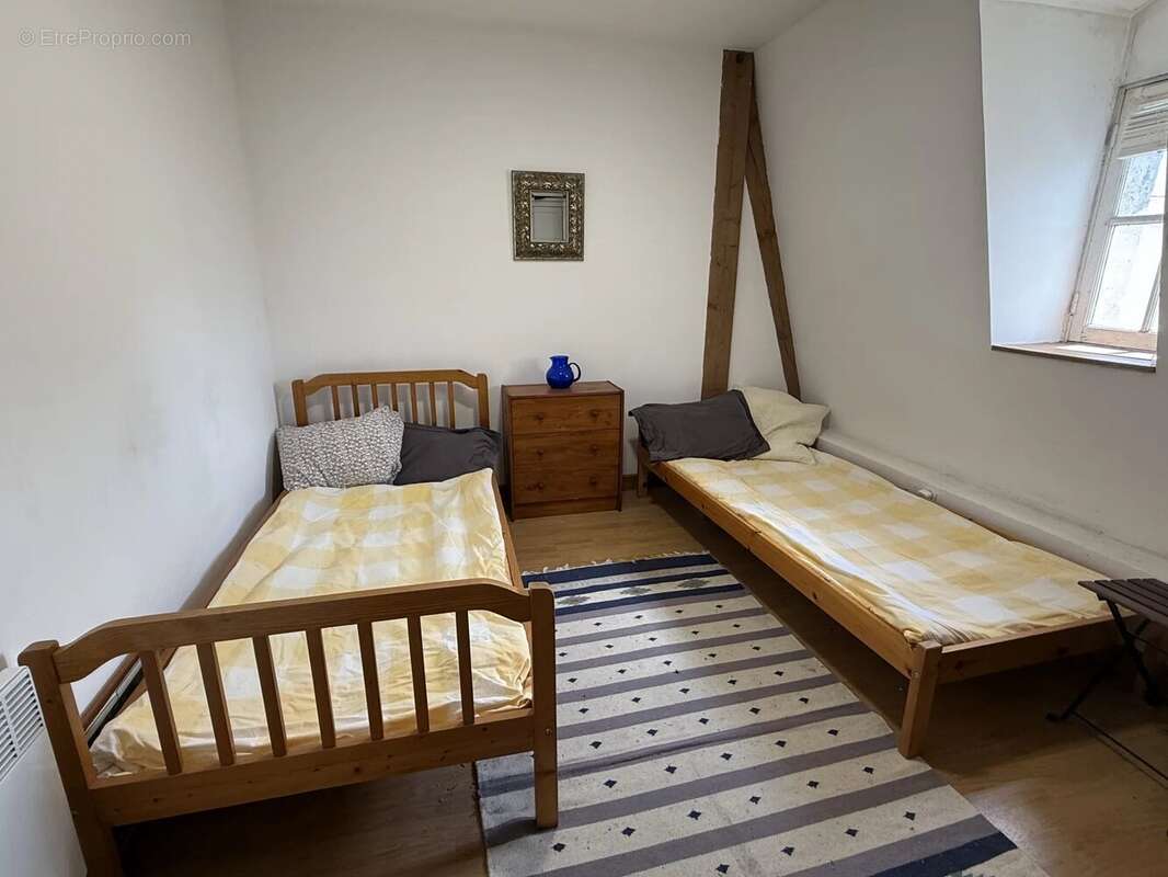 Appartement à CHARRAS