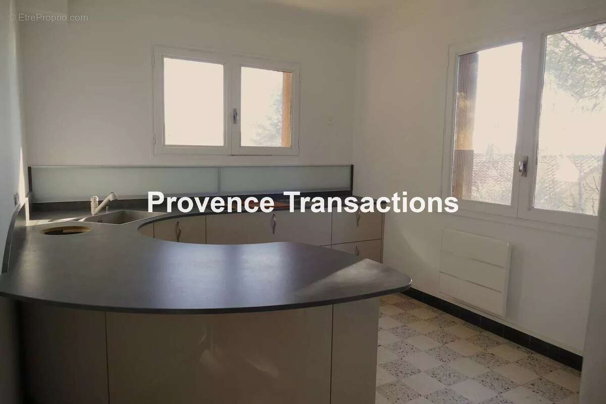 Maison à BEAUMES-DE-VENISE