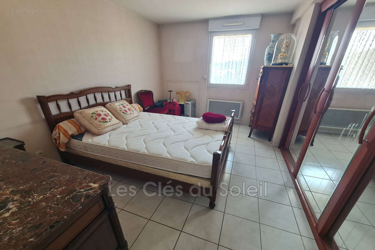 Appartement à HYERES