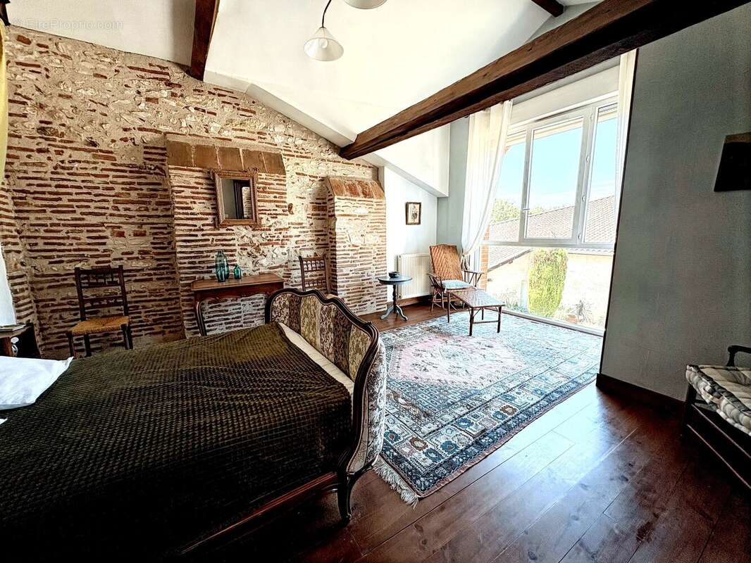 Maison à VILLENEUVE-SUR-LOT