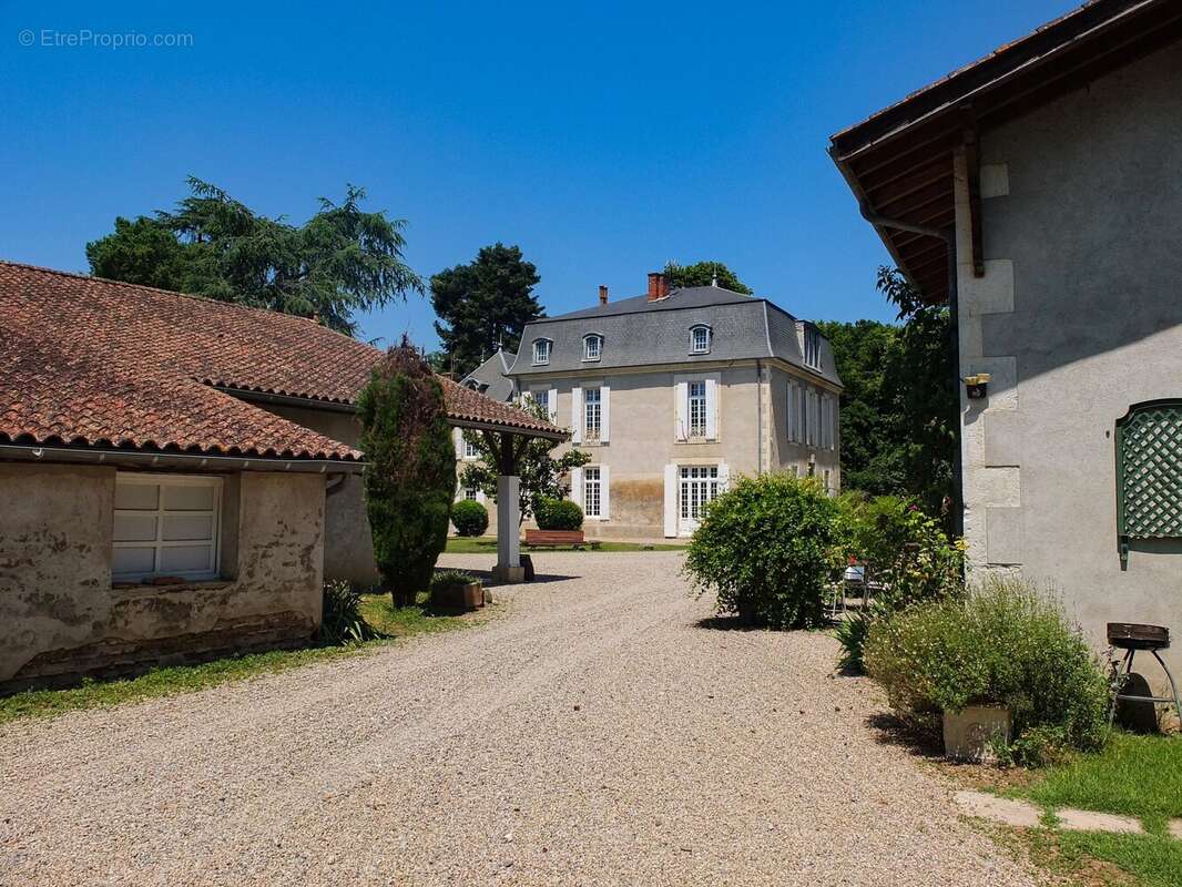 Maison à VILLENEUVE-SUR-LOT
