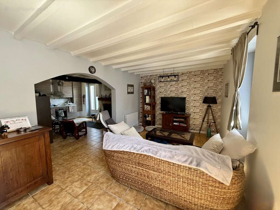 Maison à GENSAC