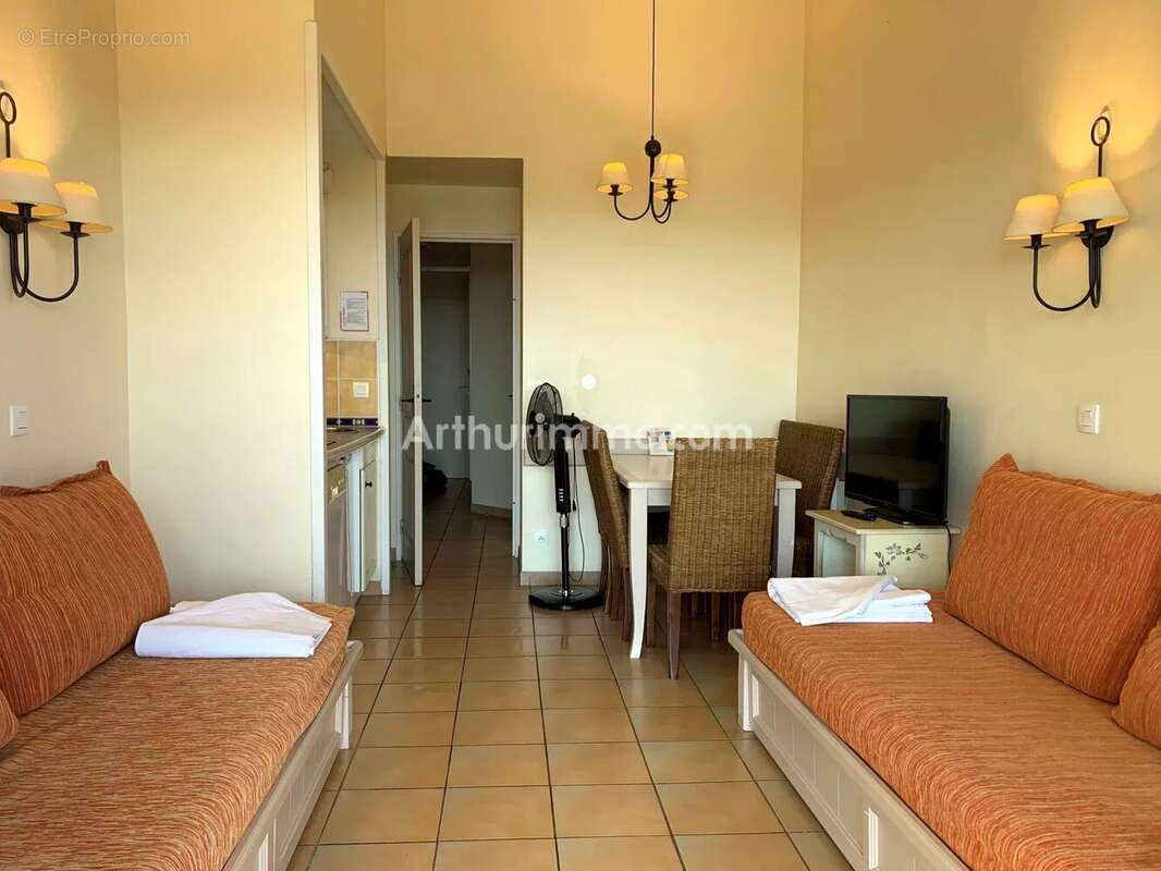 Appartement à GRIMAUD