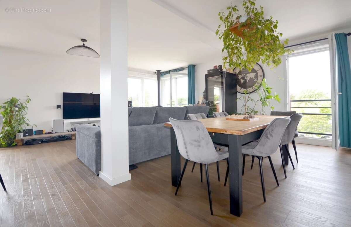 Appartement à CROISSY-SUR-SEINE