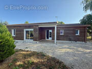 Maison à YVRAC-ET-MALLEYRAND