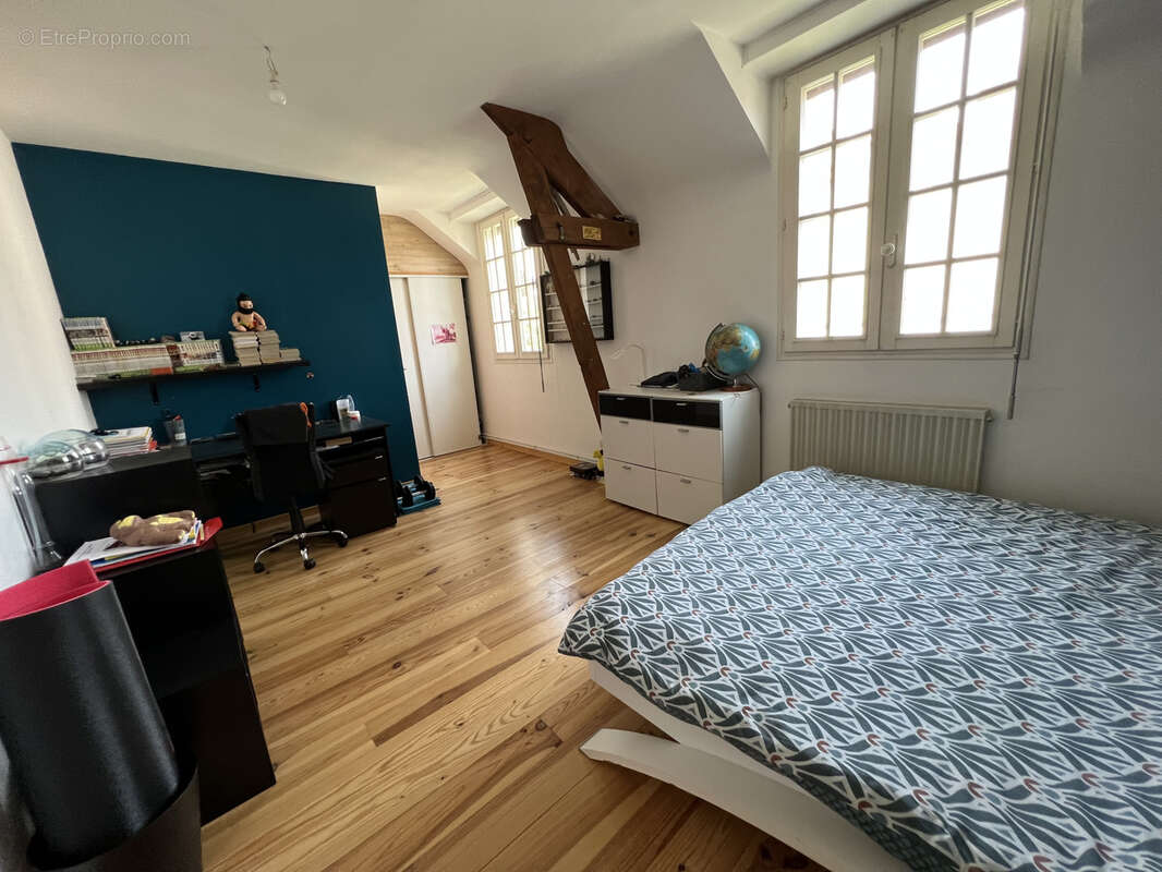 Maison à MARIGNY-LE-CHATEL