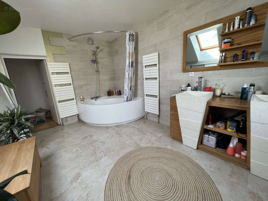 Maison à MARIGNY-LE-CHATEL