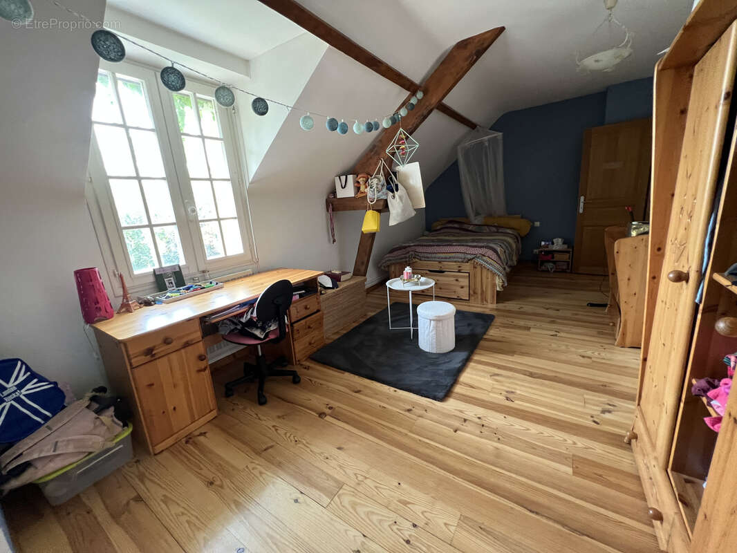 Maison à MARIGNY-LE-CHATEL