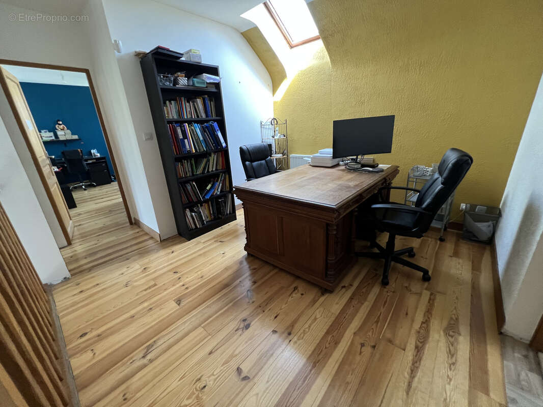 Maison à MARIGNY-LE-CHATEL