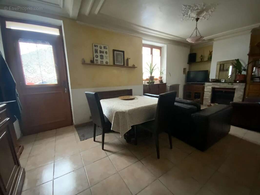 Maison à VILLEMOMBLE