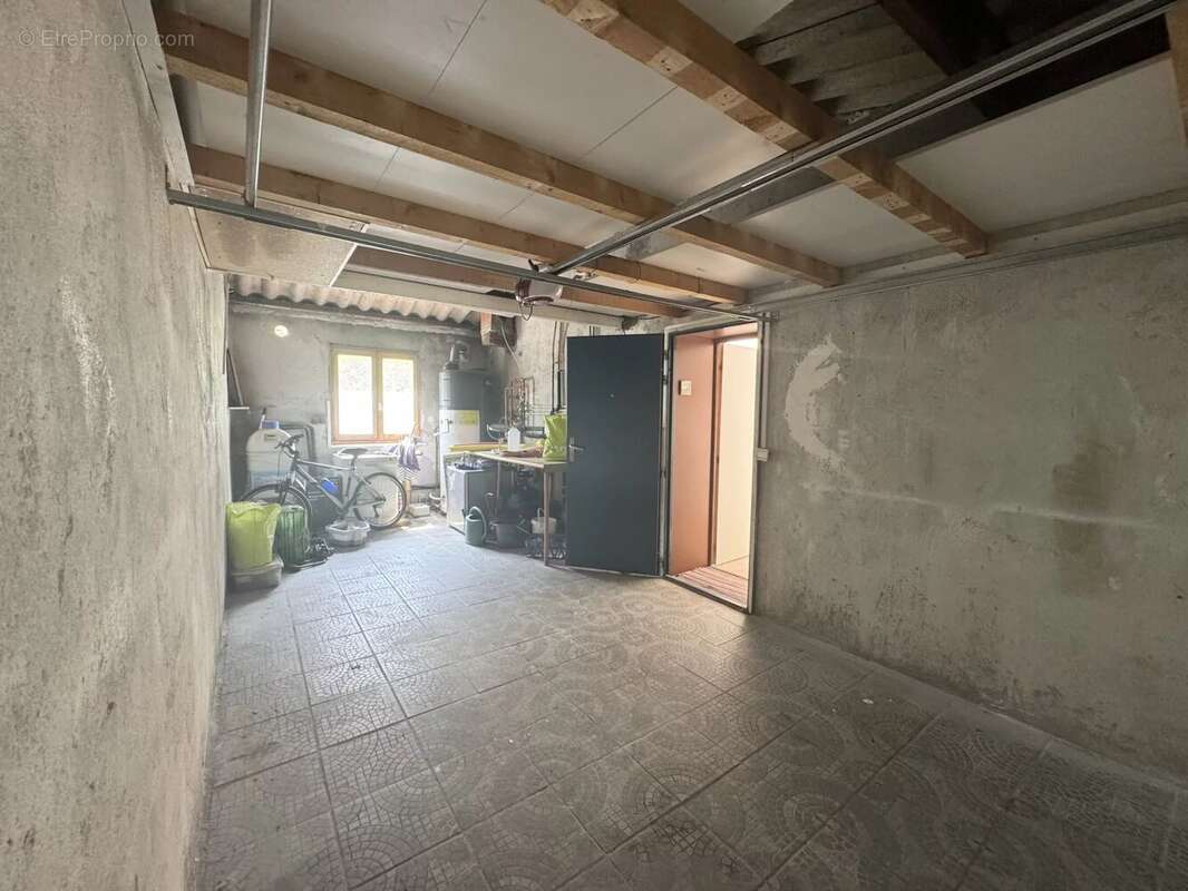 Maison à L&#039;ESCARENE