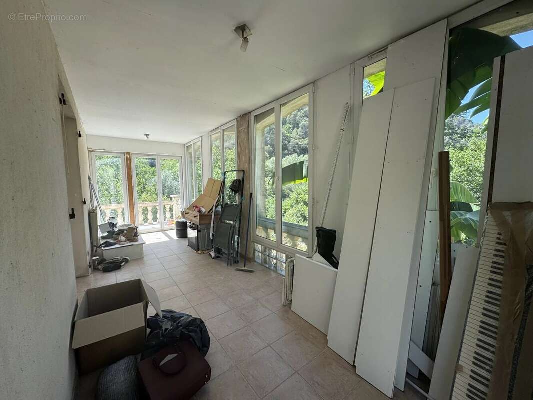 Maison à L&#039;ESCARENE