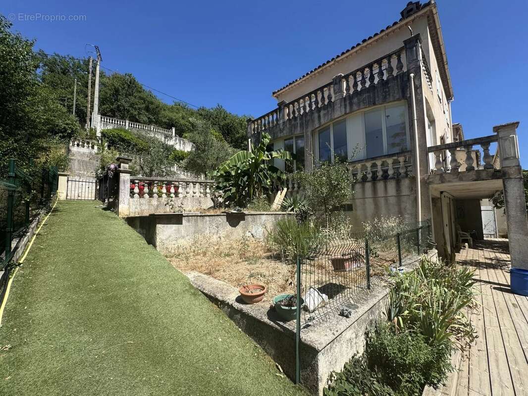 Maison à L&#039;ESCARENE