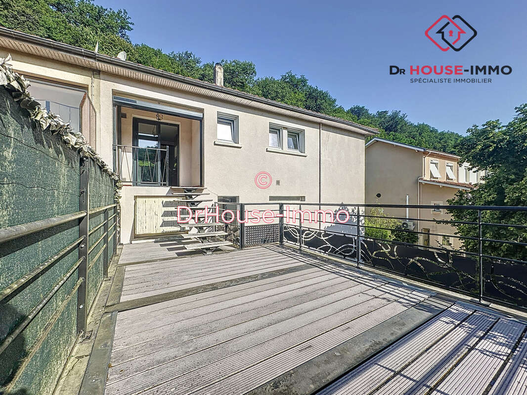 Maison à CHAMPCEVINEL