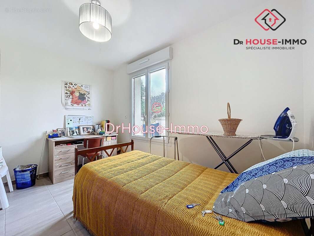 Maison à GRUN-BORDAS