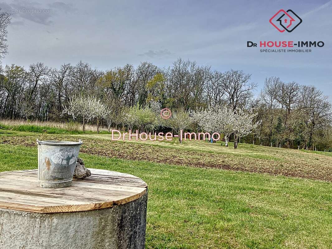 Maison à SAINT-AQUILIN